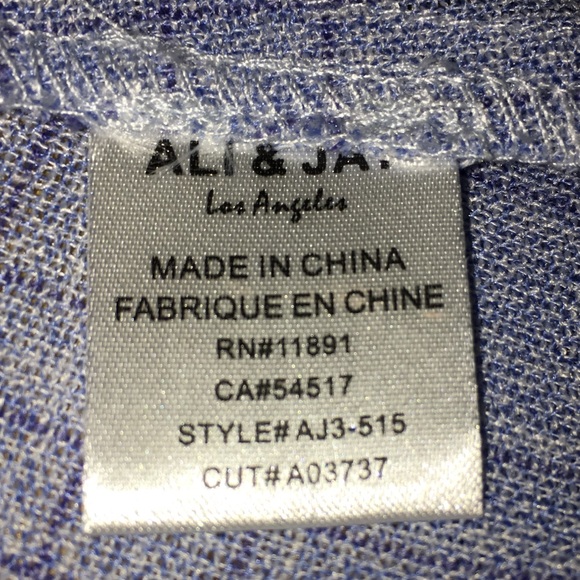 NEW Ali & Jay Women’s Weekend One Romper size S Blue Chambray - Picture 7 of 9